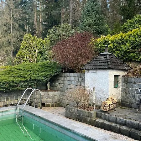 Na Louckach U Lesa *