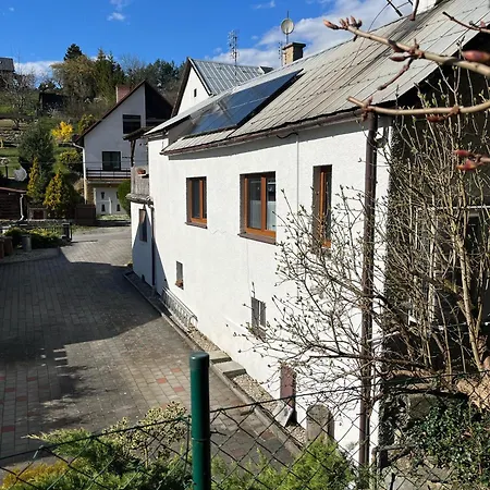 アパート Na Louckach U Lesa Dolany